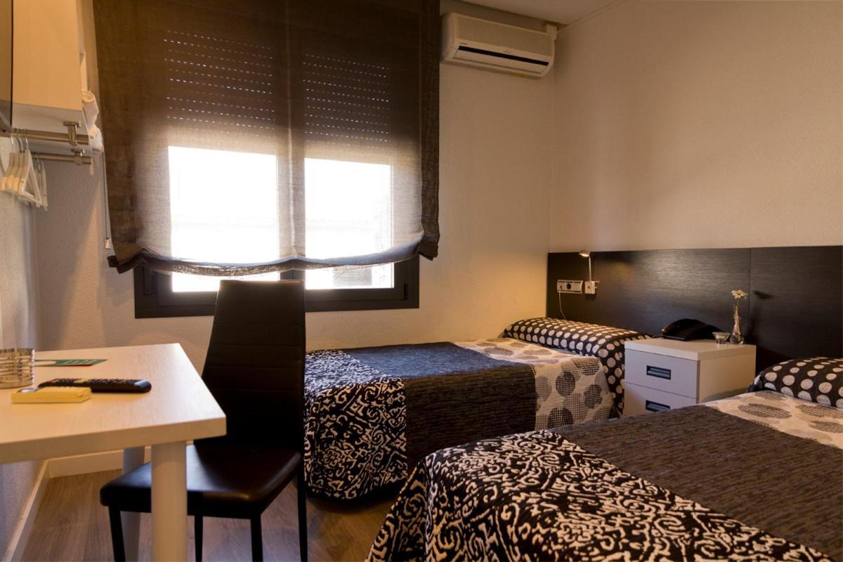 Hostal Plaza Bunuel Dış mekan fotoğraf