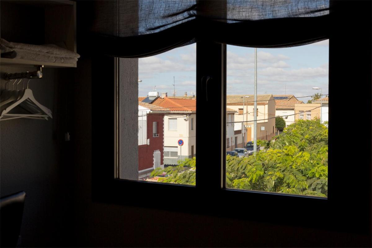 Hostal Plaza Bunuel Dış mekan fotoğraf